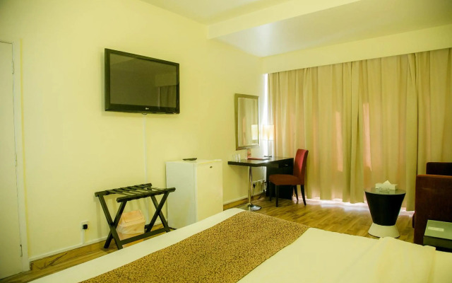 Phoenicia Hotel