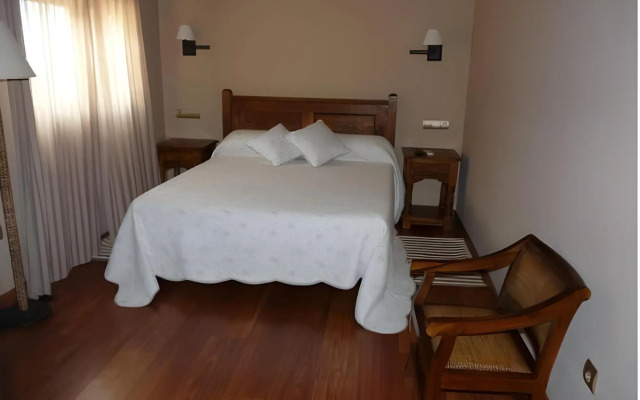 Hotel Rural Robles
