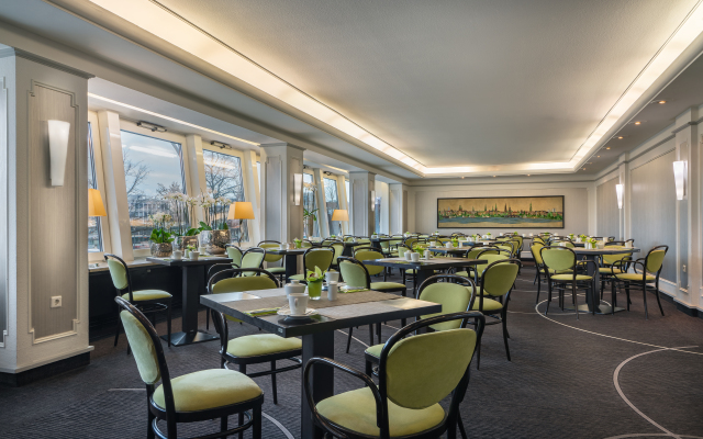 Garner Hotel Hamburg Wandsbek Marktplatz by IHG