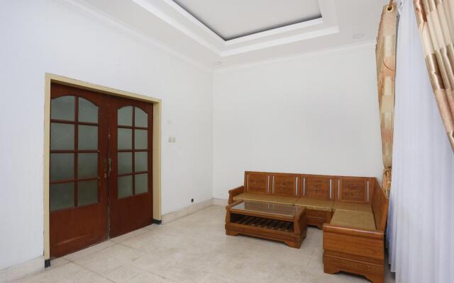 OYO 2268 Tim-tim Homestay SyariahNearUniversitas Gadjah Mada