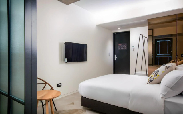 Oia Hotel