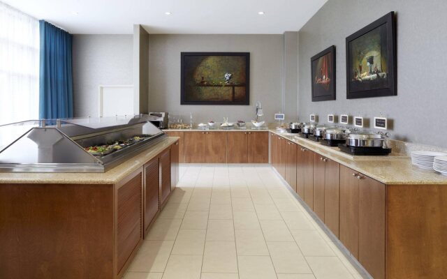 Courtyard by Marriott Montreal Airport