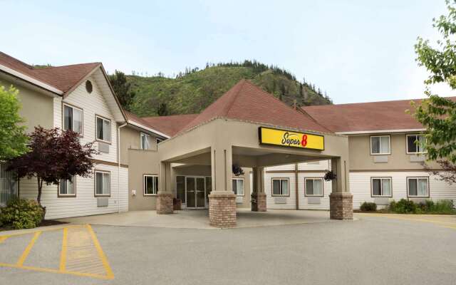 Super 8 by Wyndham West Kelowna BC