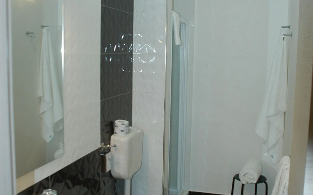 Hollywood Bed & Breakfast