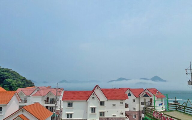 Tongyeong Paradise Pension