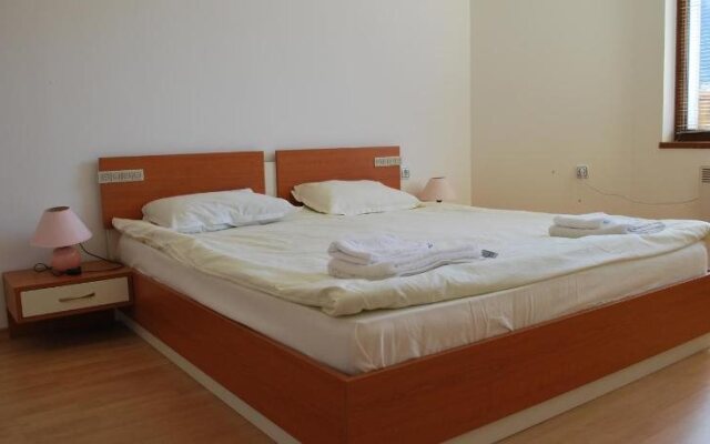 PM Services Riverside Apartments