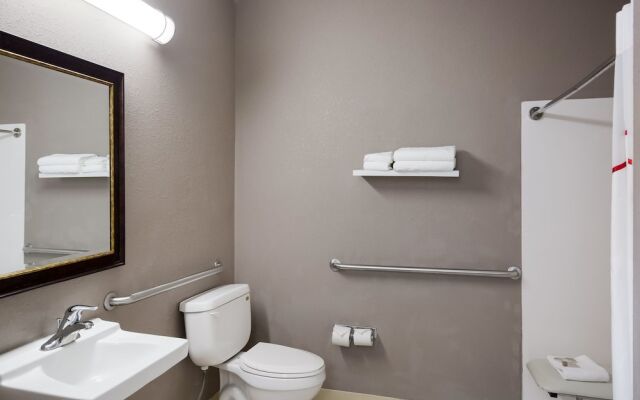 Red Roof Inn & Suites Bloomsburg Mifflinville