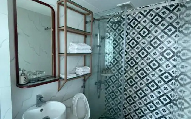 Ngoc Khanh Hotel