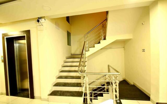 Capital O 4042 Hotel Mehar Residency