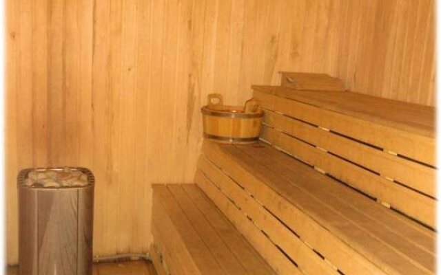 Отель Берлога