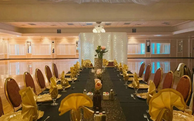 Victoria Palms Inn & Suites