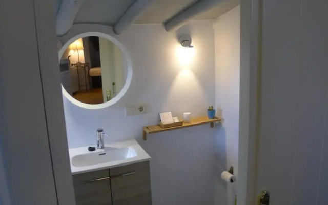 Salvatierra Guest House