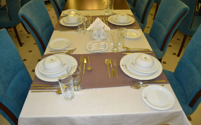 Centrum Business Hotel