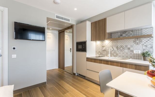 Ringo Apartments