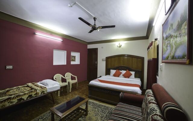 OYO 28641 Vijaya Deepa Guest House