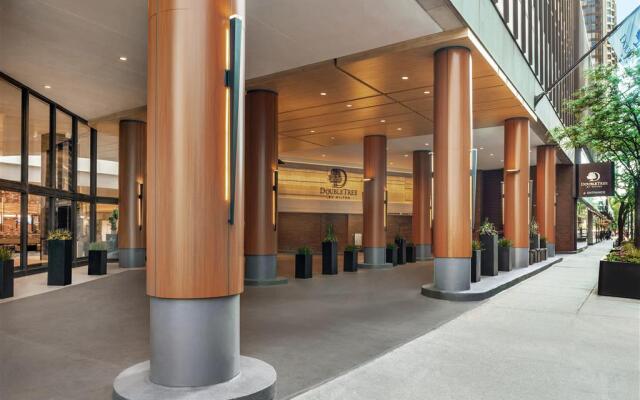 DoubleTree by Hilton Chicago - Magnificent Mile