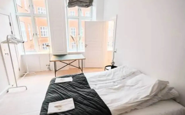 Stunning 2br in the Heart of CPH