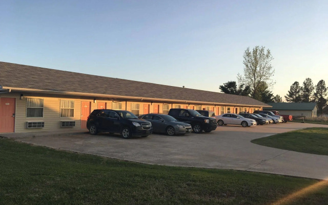 Suite 16 Motel