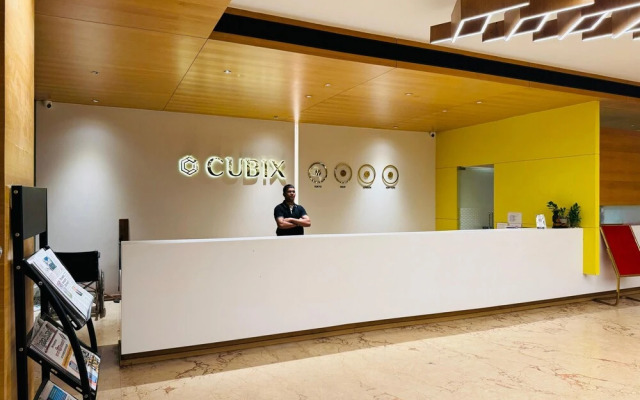 Cubix Hotel