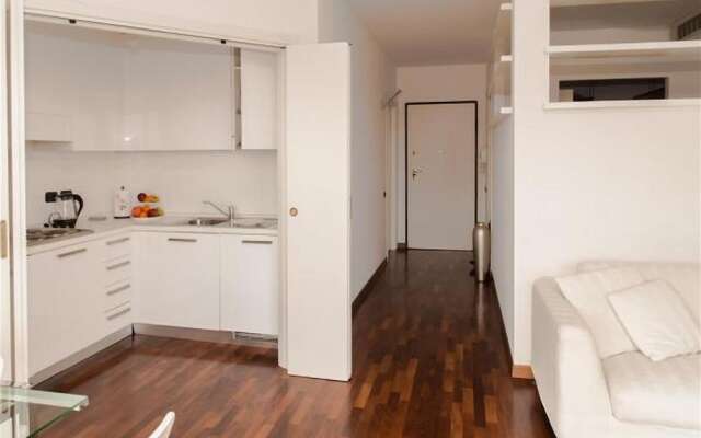 Bocconi Navigli Apartment With Terrace