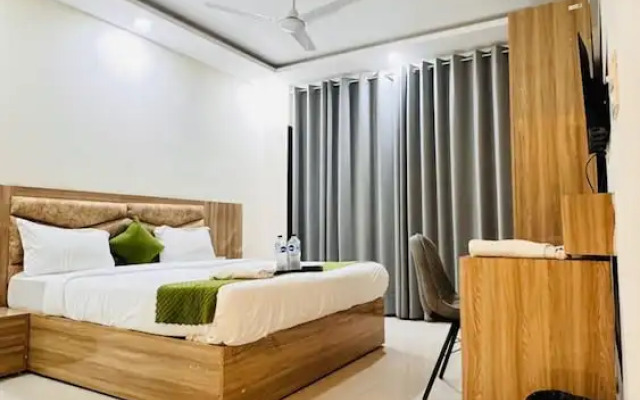 Sky Hotel