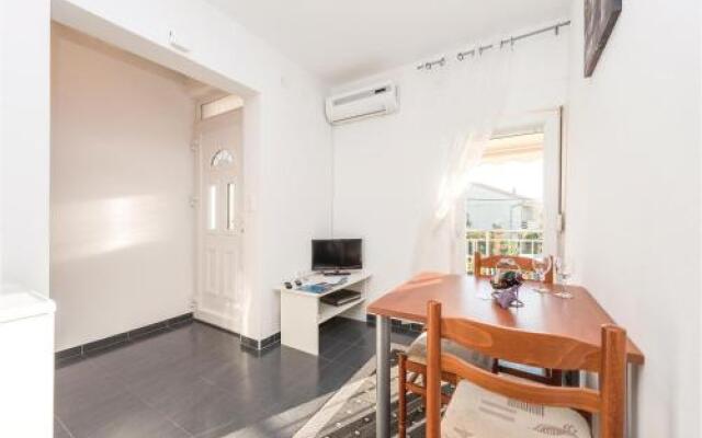 Two-Bedroom Apartment in Sukosan