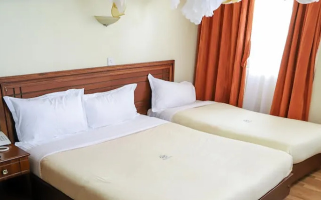 Maxoil Hotel