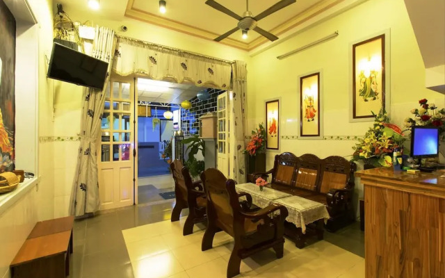 Quy Long Homestay