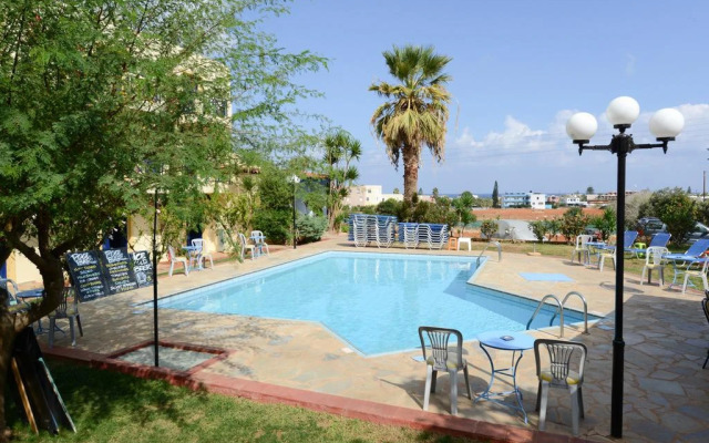 Milos Apartments Malia