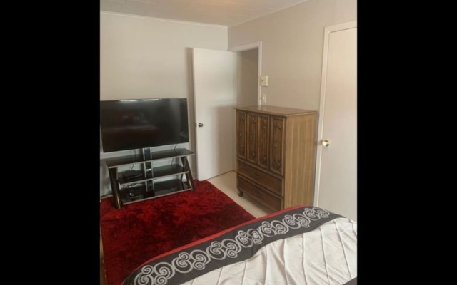 Room in Guest Room - Homestays in Gaspésie - Without Breakfast Provided