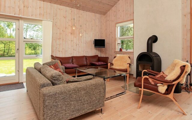 Comfortable Holiday Home in Rødby Near Sea