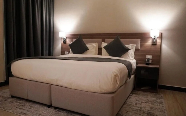 Triple-e Hotel and Spa