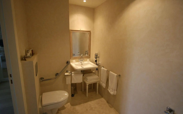 Château les Oliviers de Salettes