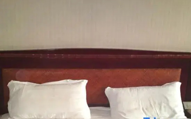 Yunliang Golden Spring Hotel