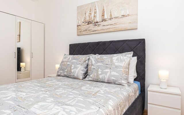 Nice Apartment in Marina With Jacuzzi, Wifi and 3 Bedrooms