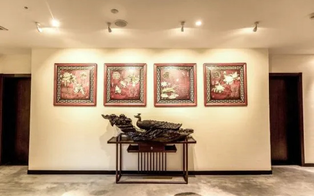 Yufeng Jade Hotel (Jianjiang Avenue Branch, Duyun City)