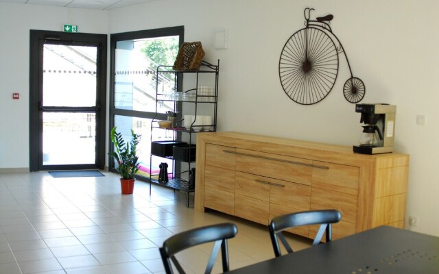 Hostel Les Terrasses du Roc