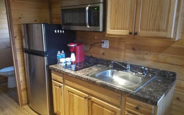 Stateline Cabins & RV