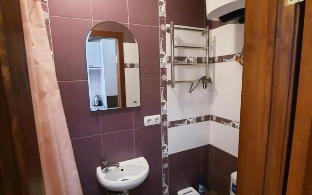 Квартира возле Радмир ул.Чернивецкая 5в