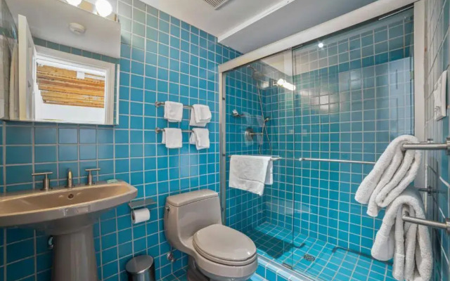 Zey Hotel