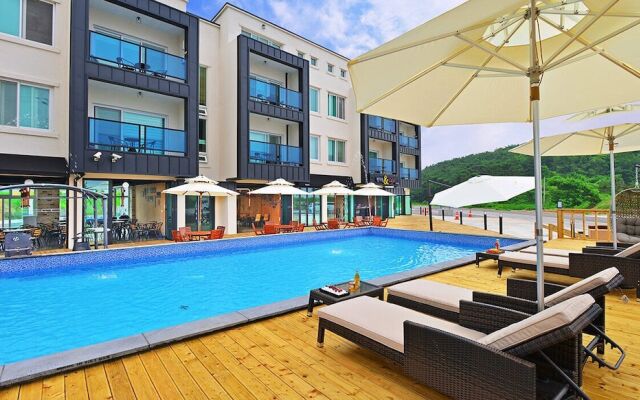 Glories Pension