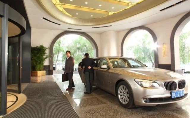 Jiyuan Century Hotel