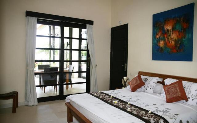 Villa Banjar Beach