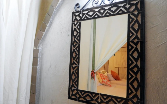 Room-sleeping in a Luxury Tent in Merzou