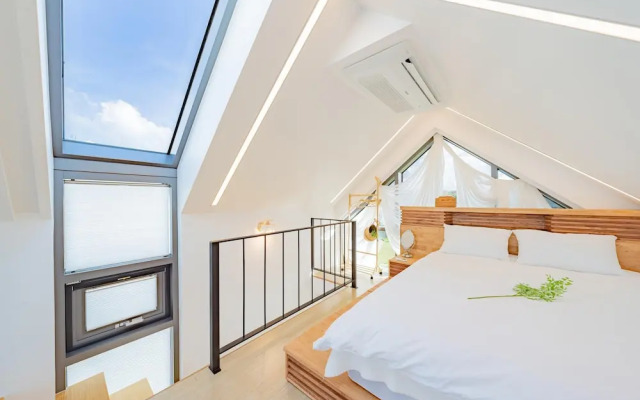 Jeju Geunalohu Pension