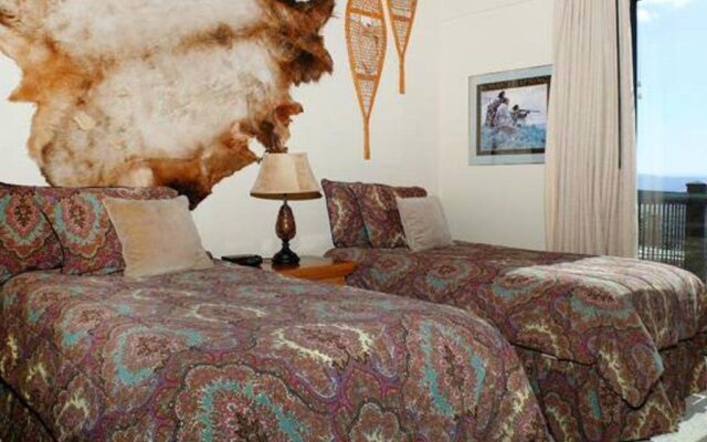 Storm Meadows Club B Condominiums