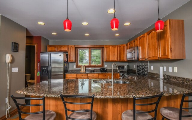 Ambrosia 6 Bedroom House