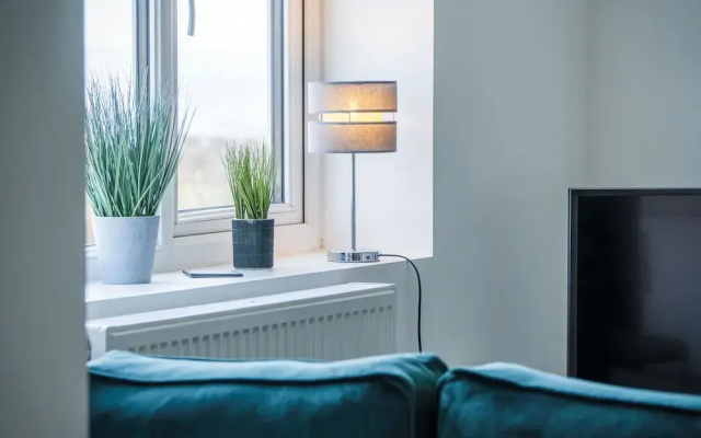 Oasis - 2 Bed Apartment - Ocean Breeze
