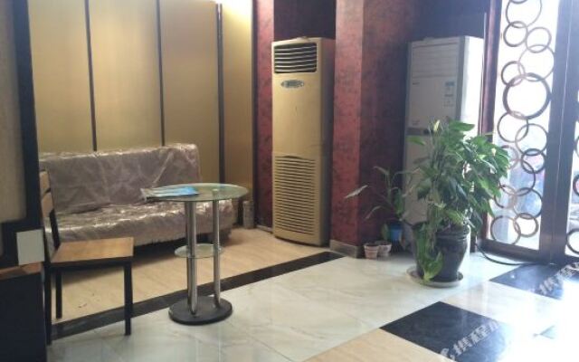 Xiangyang Zhong Ding Hotel