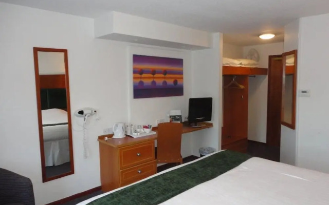 The Villa Express Kirkham